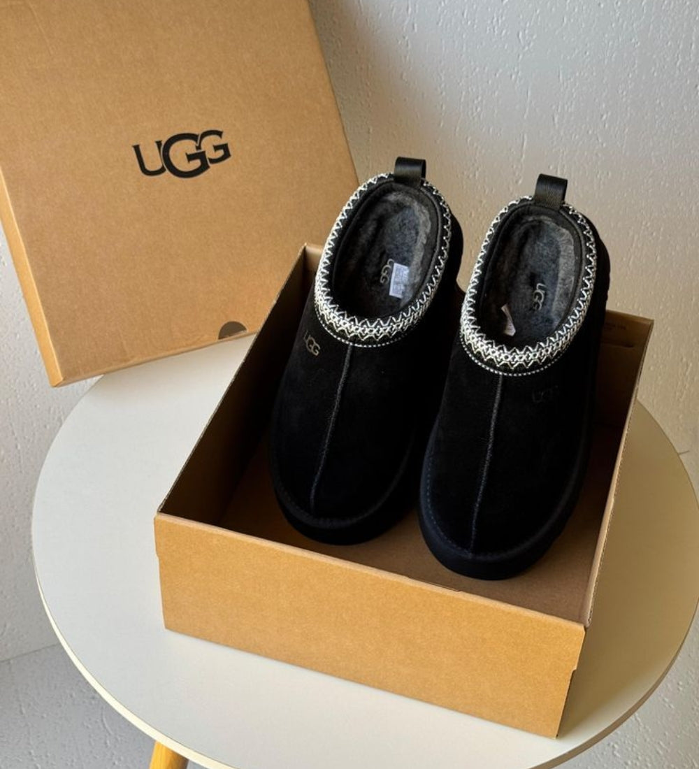 U.G.G Women's Tazz II