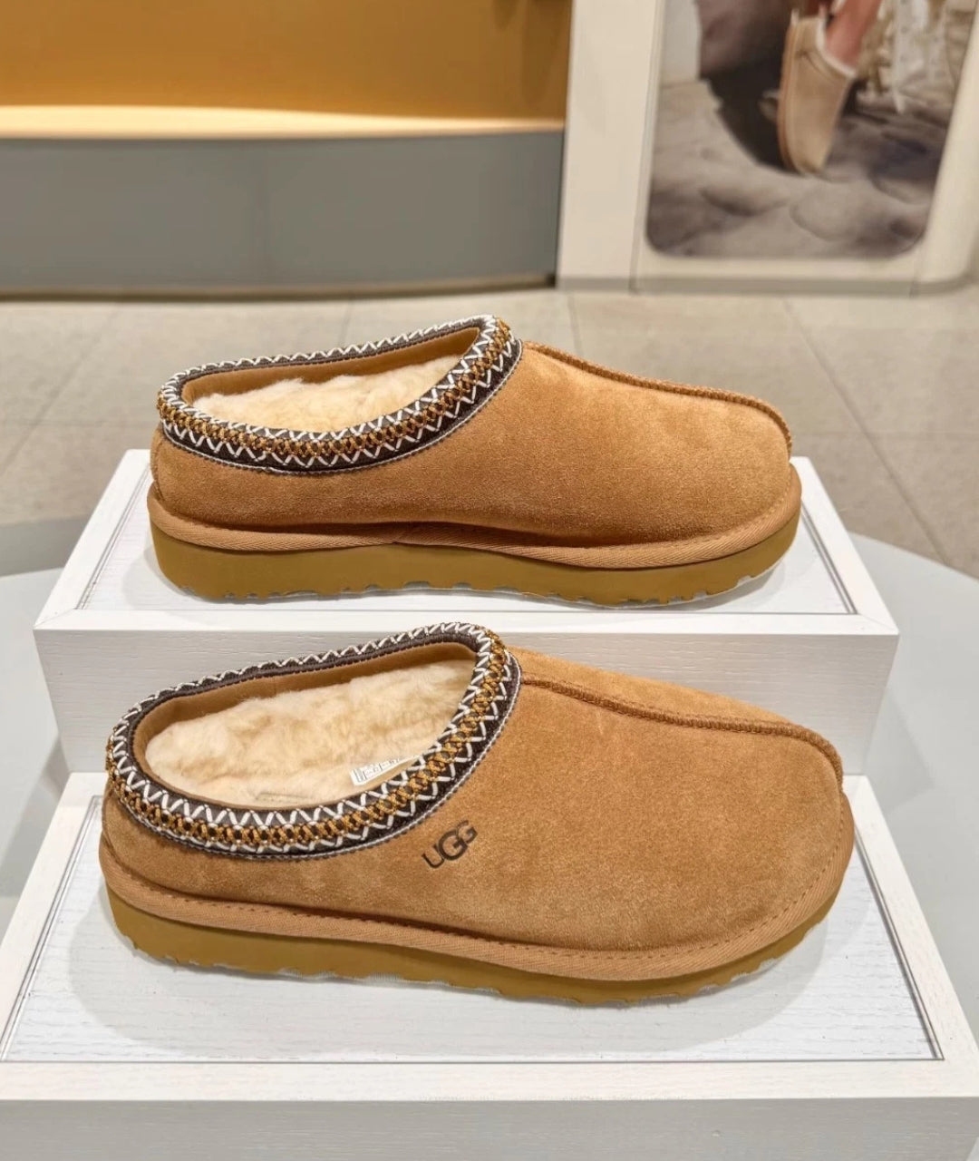 U.G.G Women's Tasman II